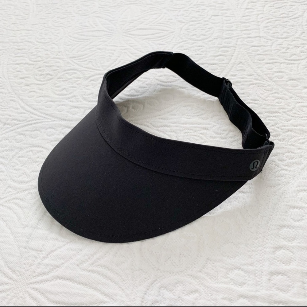 NWOT Lululemon Fast Paced Run Visor Hat - Picture 3 of 6